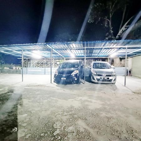Mn Ferringhi Inn Бату Феринги Екстериор снимка